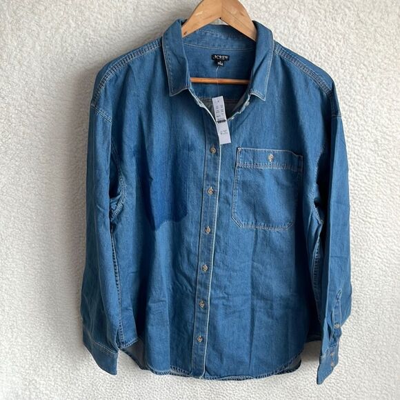 J Crew Relaxed Chambray Denim Button Down Shirt Womens Large Shadow Pocket - Picture 2 of 9